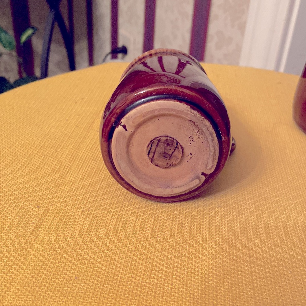 Vintage Salt/Pepper Shakers - Picture 5 of 6